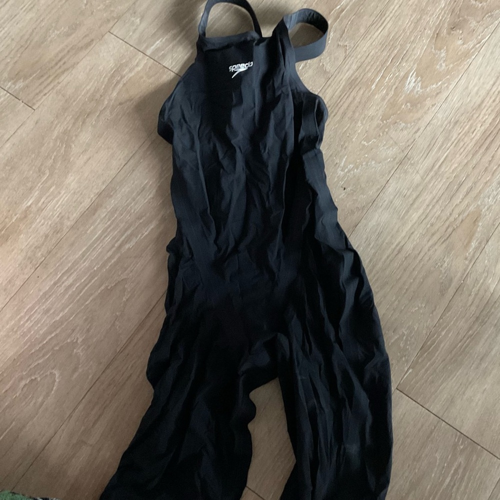 women’s speedo LZR valor closed back knee skin
